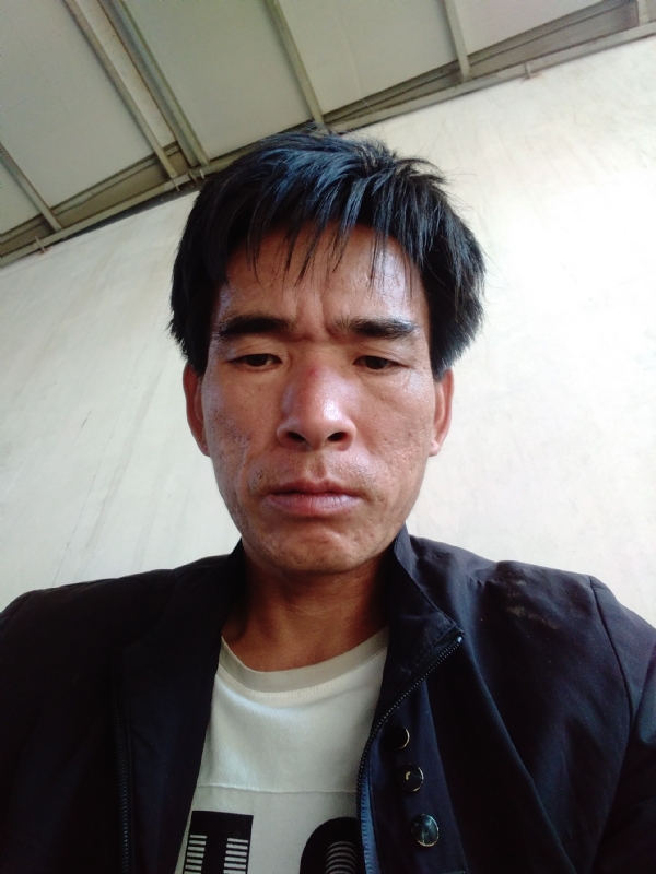 项斌的第一张照片--大田相亲网