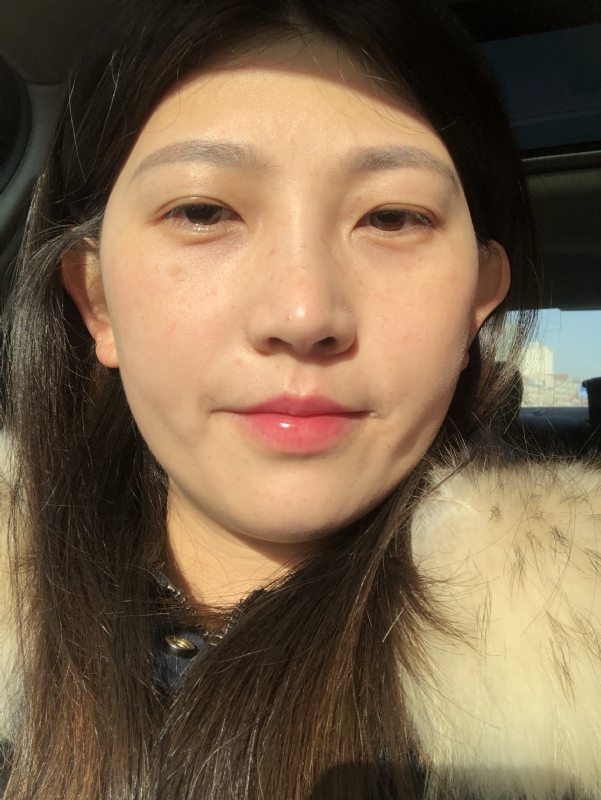 轻闭双眼的第一张照片--大田相亲网
