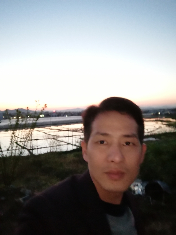 不忘初心的第一张照片--大田相亲网