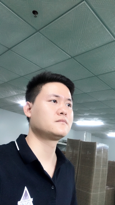 伟的第一张照片--大田相亲网
