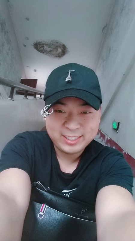 前世今生的爱的第一张照片--大田相亲网