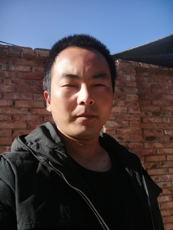 流年寂寞了谁的容颜的第一张照片--大田相亲网