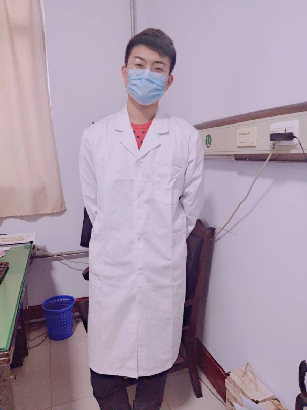 Leslie的第一张照片--大田相亲网