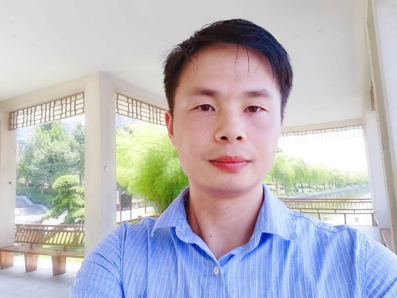 小艾同学的第一张照片--大田相亲网