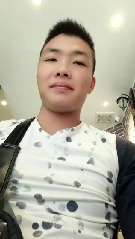 吃生蚝的小乖乖的第一张照片--大田相亲网