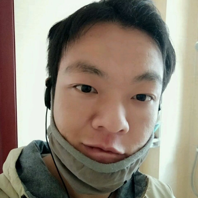 泡沫哭泣的第一张照片--大田相亲网