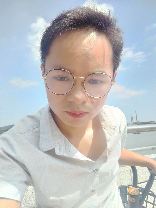 楠呐的第三张照片--大田相亲网