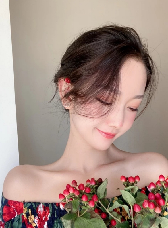 小诗vanessa的第二张照片--大田相亲网