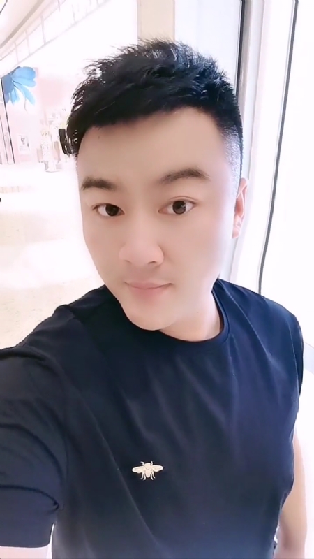 微风徐徐的第一张照片--大田相亲网