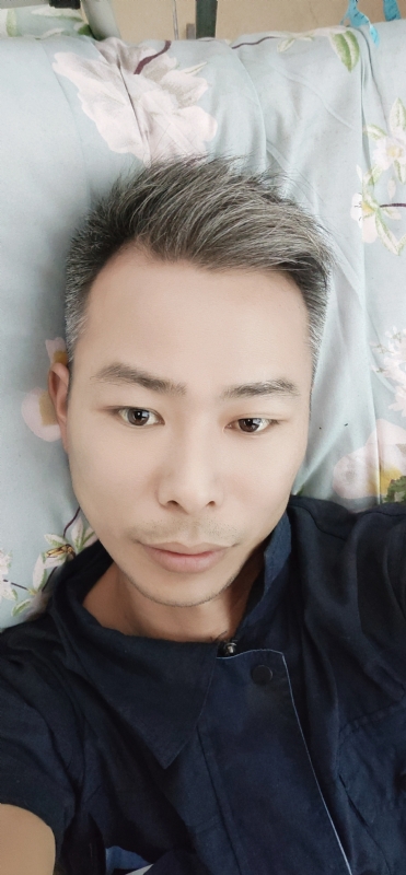 火山口的第一张照片--大田相亲网