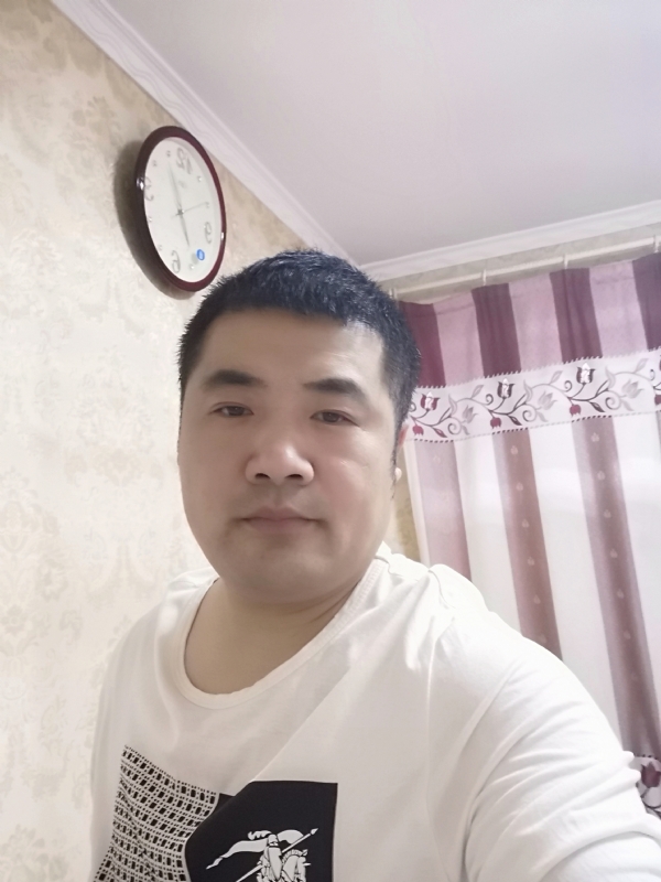 爱你的眼睛的第一张照片--大田相亲网