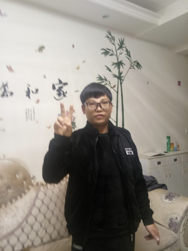 光头强的第一张照片--大田相亲网