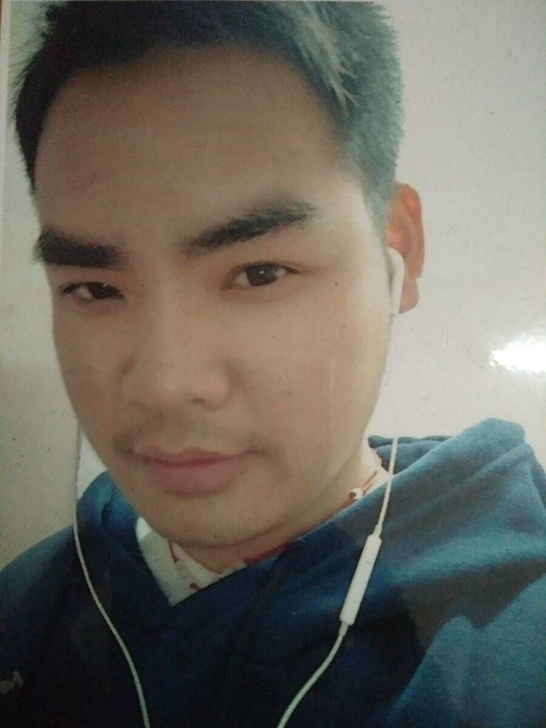 渴望爱的第一张照片--大田相亲网