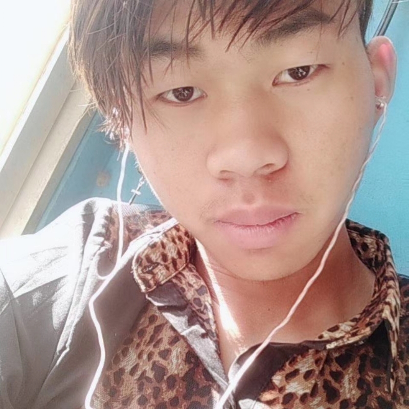 少年不在少的第三张照片--大田相亲网