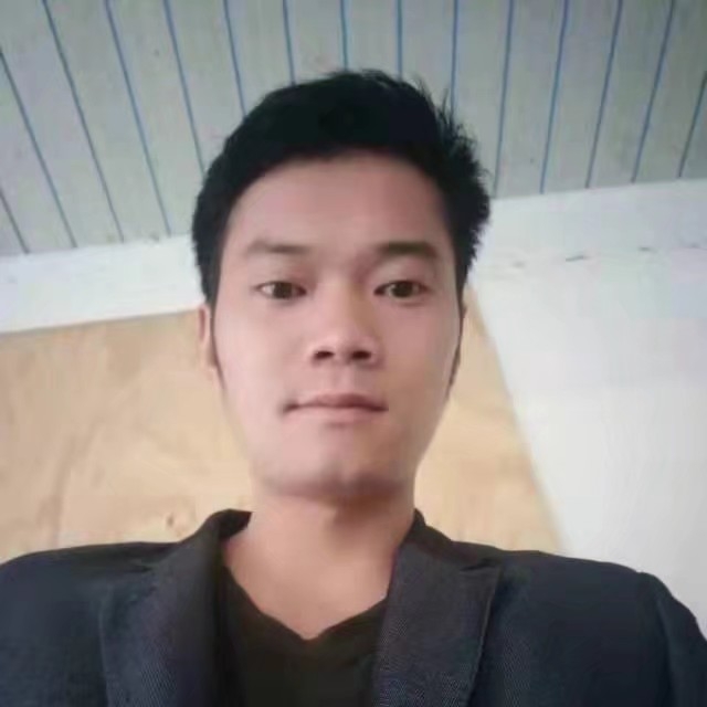 紫色的烟花的第一张照片--大田相亲网