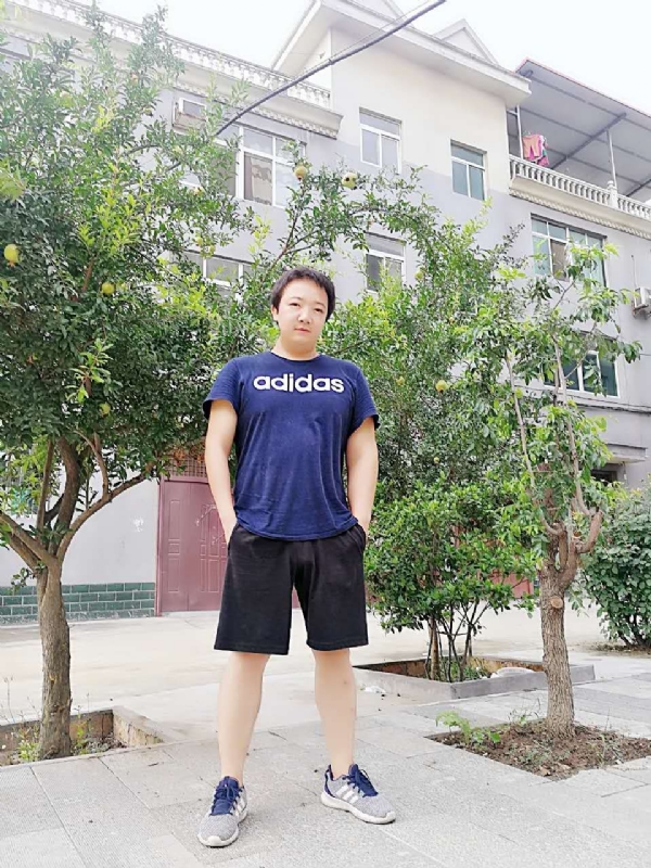 小宇的第一张照片--大田相亲网