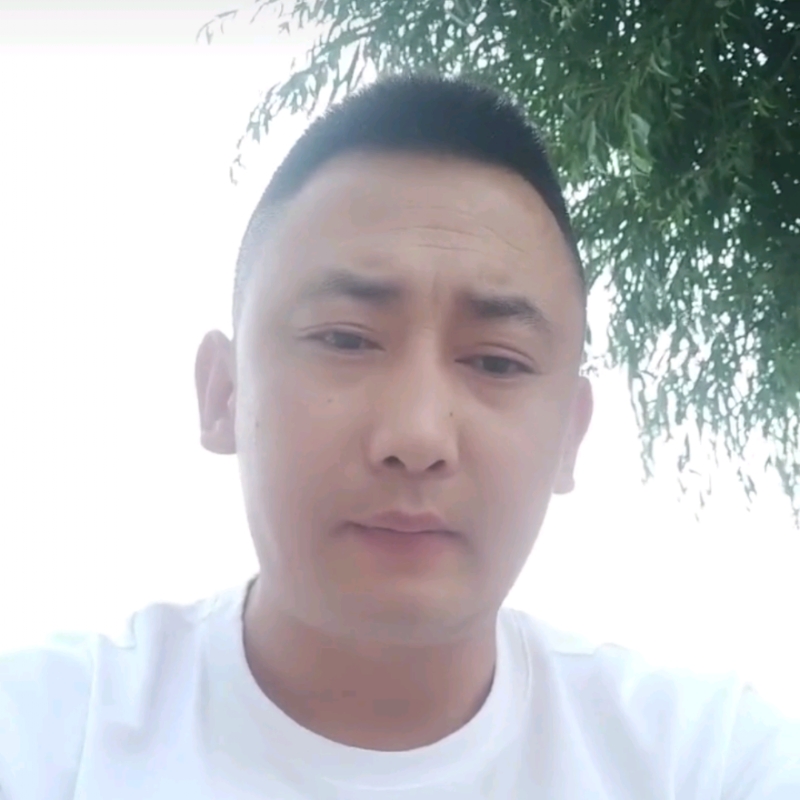 潇洒的第一张照片--大田相亲网