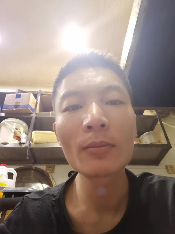 邹先生的第一张照片--大田相亲网
