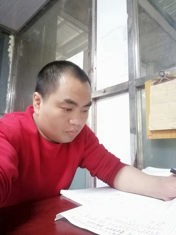 小吴的第一张照片--大田相亲网