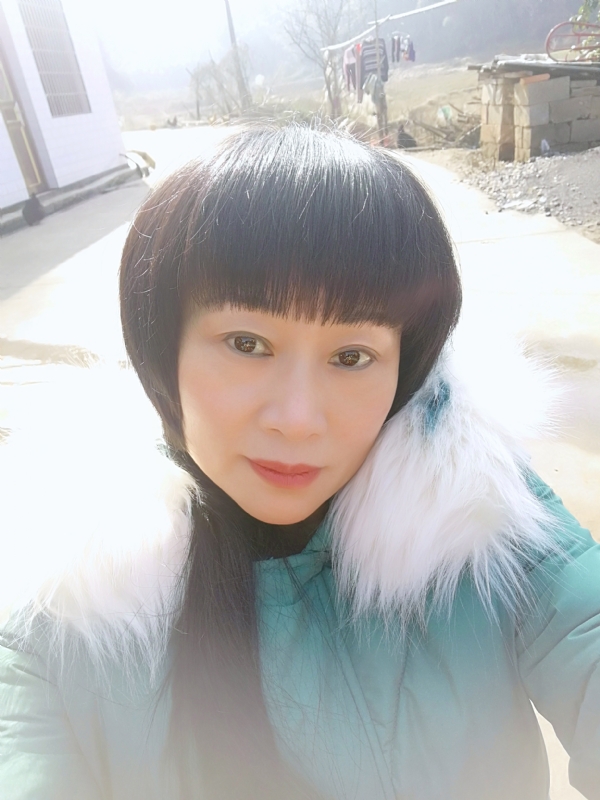 金鱼儿的第一张照片--大田相亲网