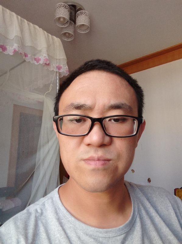 小涨常鸿的第一张照片--大田相亲网