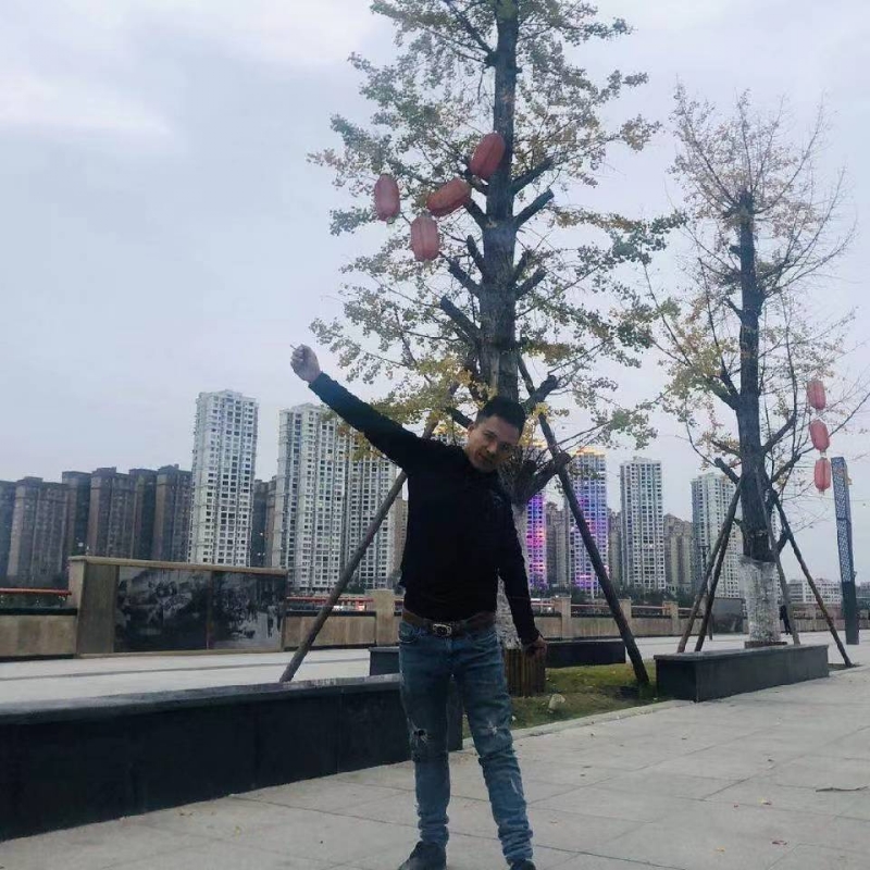 空空的房间的第一张照片--大田相亲网