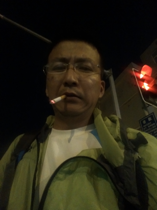 认真的生活的第一张照片--大田相亲网