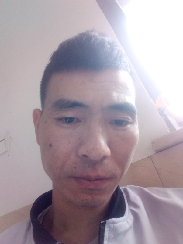 想你的夜的第一张照片--大田相亲网