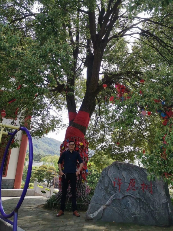 霸气的第一张照片--大田相亲网