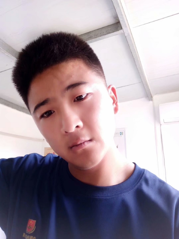 脸红相遇的第一张照片--大田相亲网