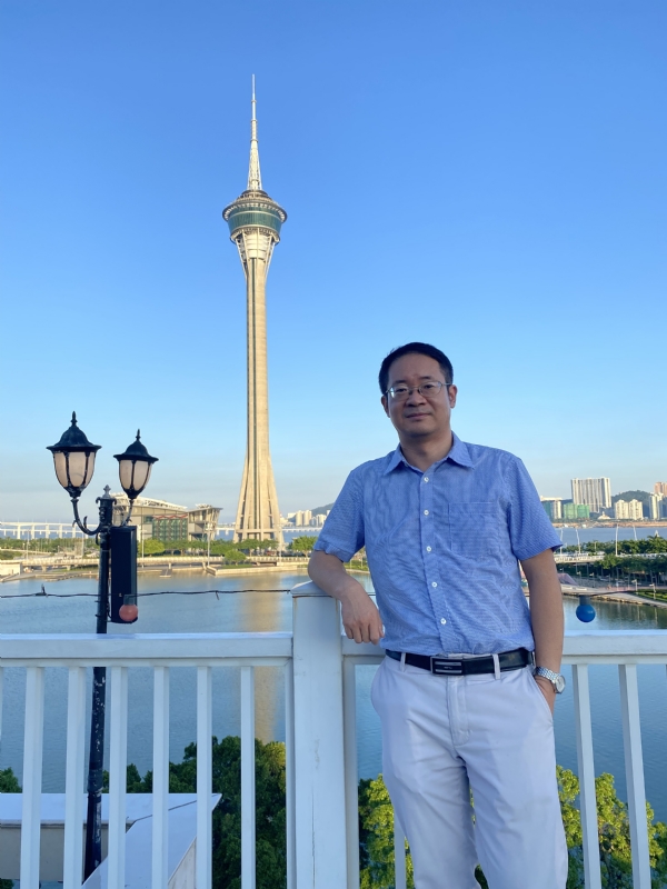 Yangyi的第三张照片--大田相亲网