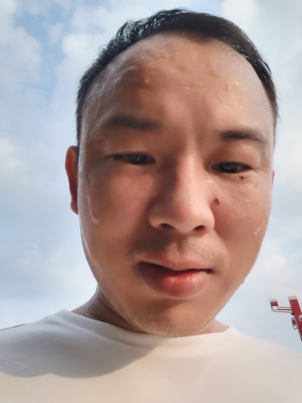 唐老鸭的第一张照片--大田相亲网