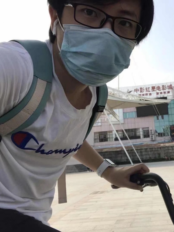丁先生的第二张照片--大田相亲网