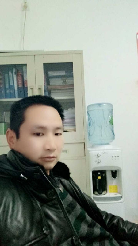 蓝色棒棒糖的第一张照片--大田相亲网