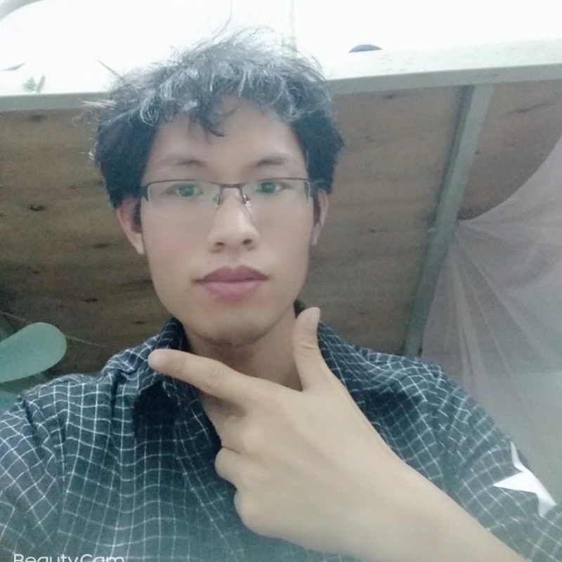 右边的第一张照片--大田相亲网