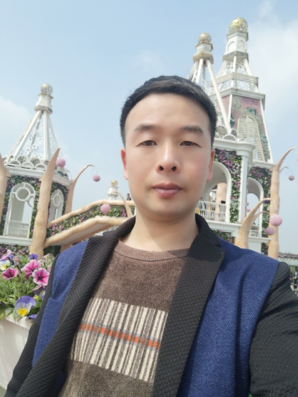 黎明的天空的第一张照片--大田相亲网