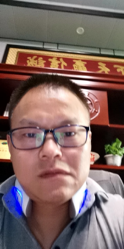 模具工匠的第一张照片--大田相亲网