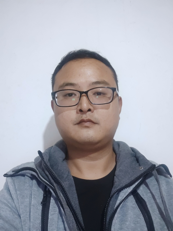 爱在一瞬间的第一张照片--大田相亲网