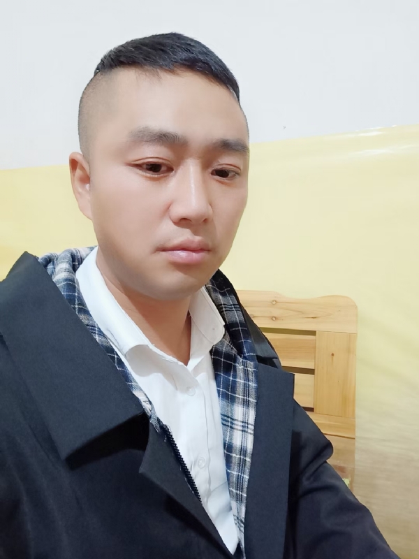 小天的第一张照片--大田相亲网