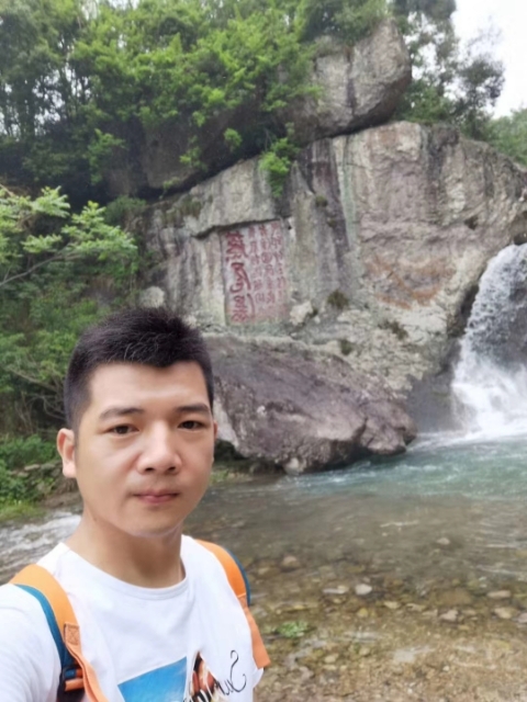 愿得一人心的第一张照片--大田相亲网