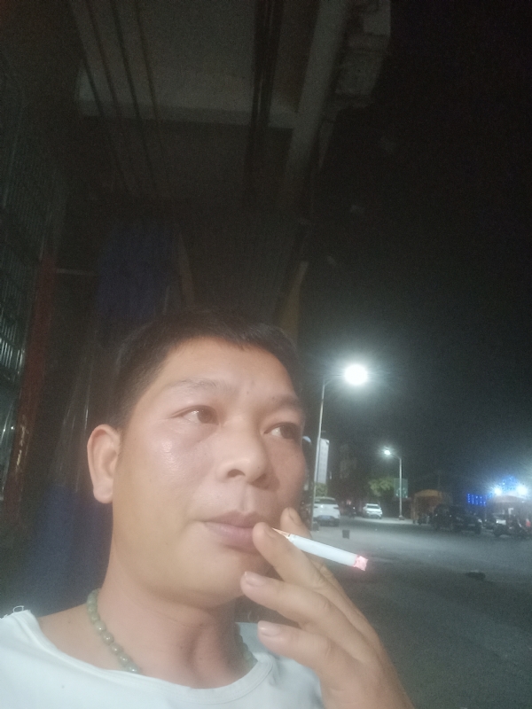 善解人意的第二张照片--大田相亲网