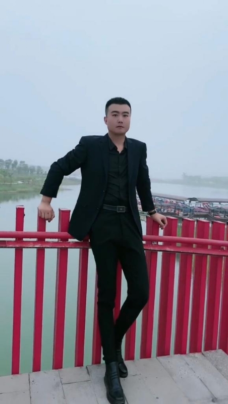 Albert的第二张照片--大田相亲网