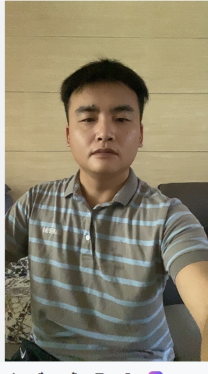 走在红毯那一天的第二张照片--大田相亲网