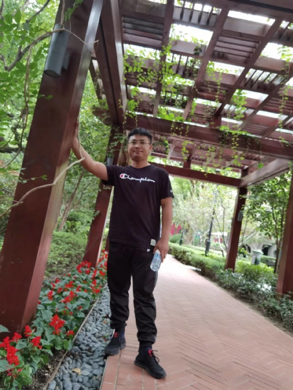 会飞的鱼的第一张照片--大田相亲网