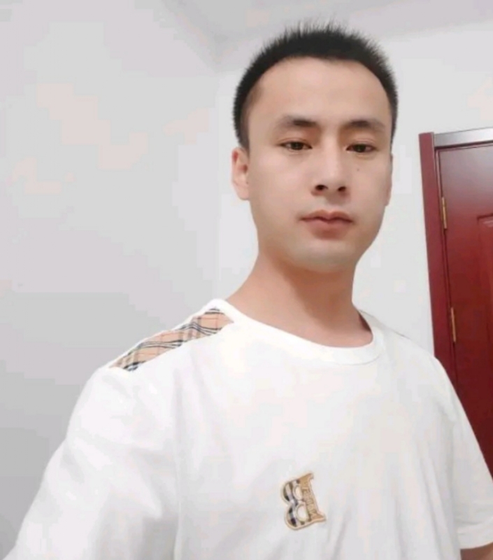 海阔天空的第一张照片--大田相亲网
