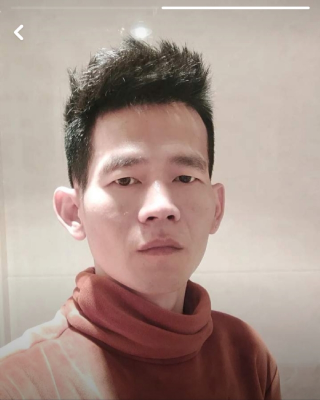 白了少年头的第一张照片--大田相亲网