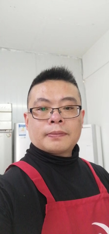 努力奋斗的第一张照片--大田相亲网