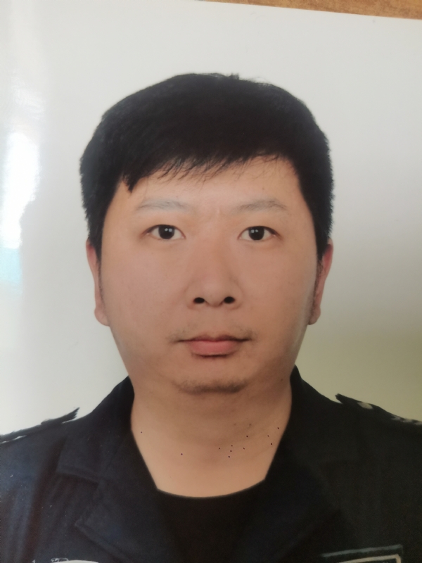 吕嘉的第一张照片--大田相亲网